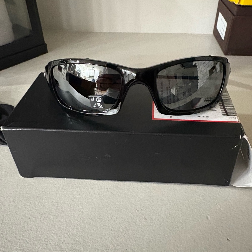 Oakley Fives Squared Mens Black Sunglasses with Black Iridium Polarized Lens